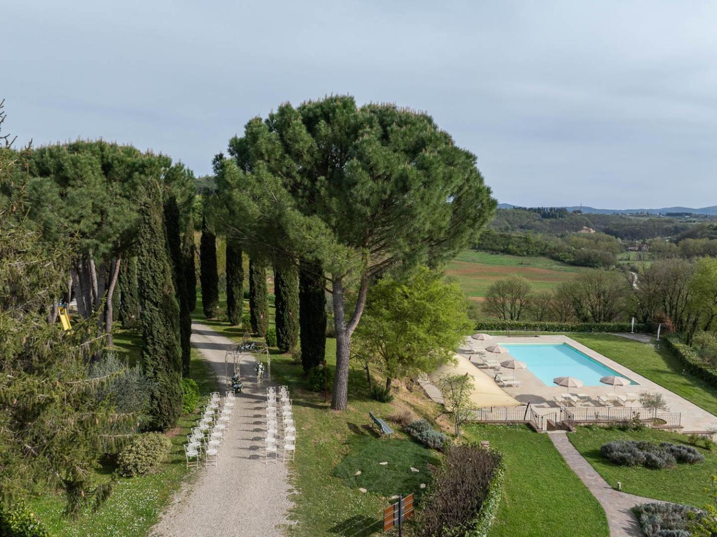 Relais Antico Borgo San Lorenzo ปอจจิบองซี ภายนอก รูปภาพ