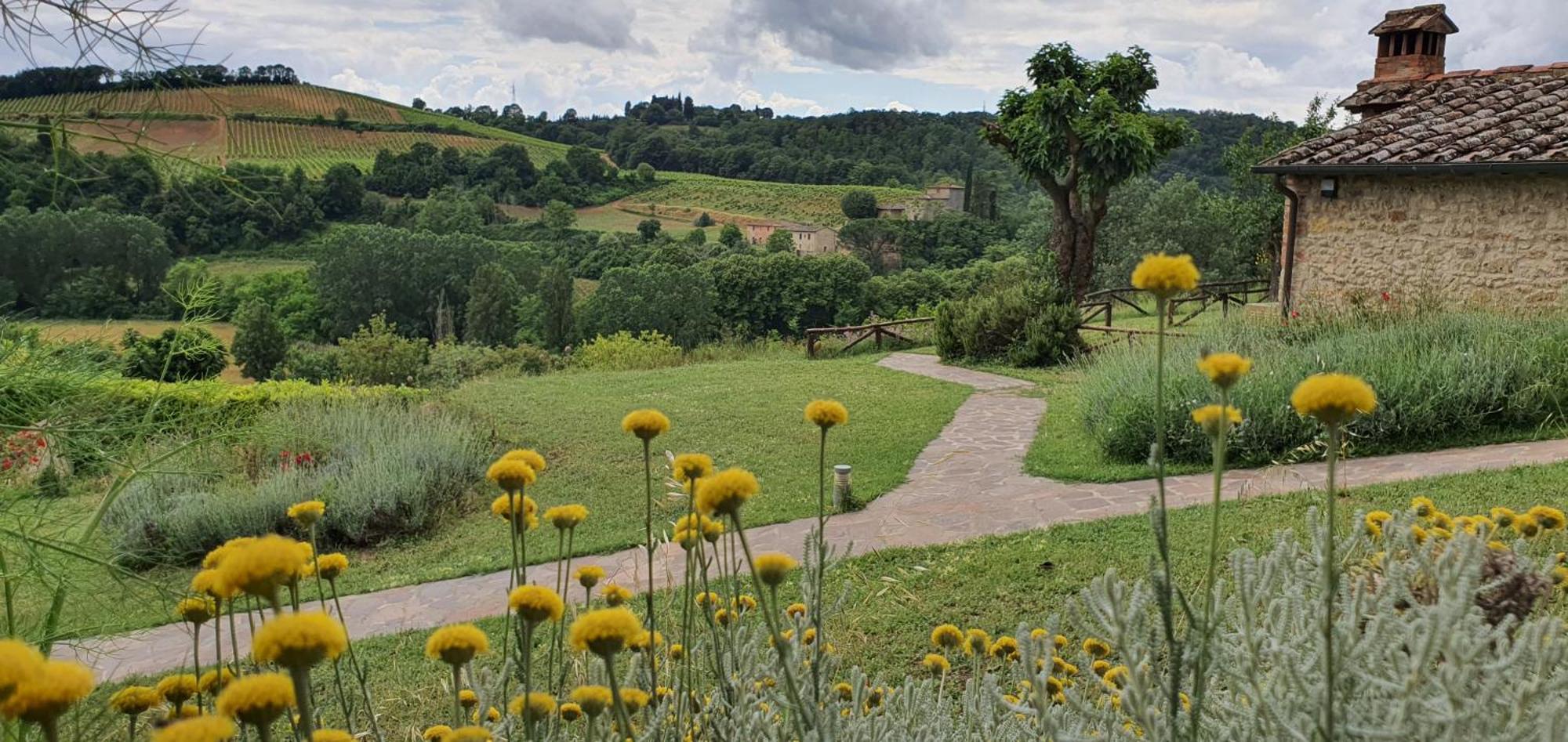 Relais Antico Borgo San Lorenzo ปอจจิบองซี ภายนอก รูปภาพ